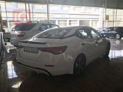 نیسان سێنترا